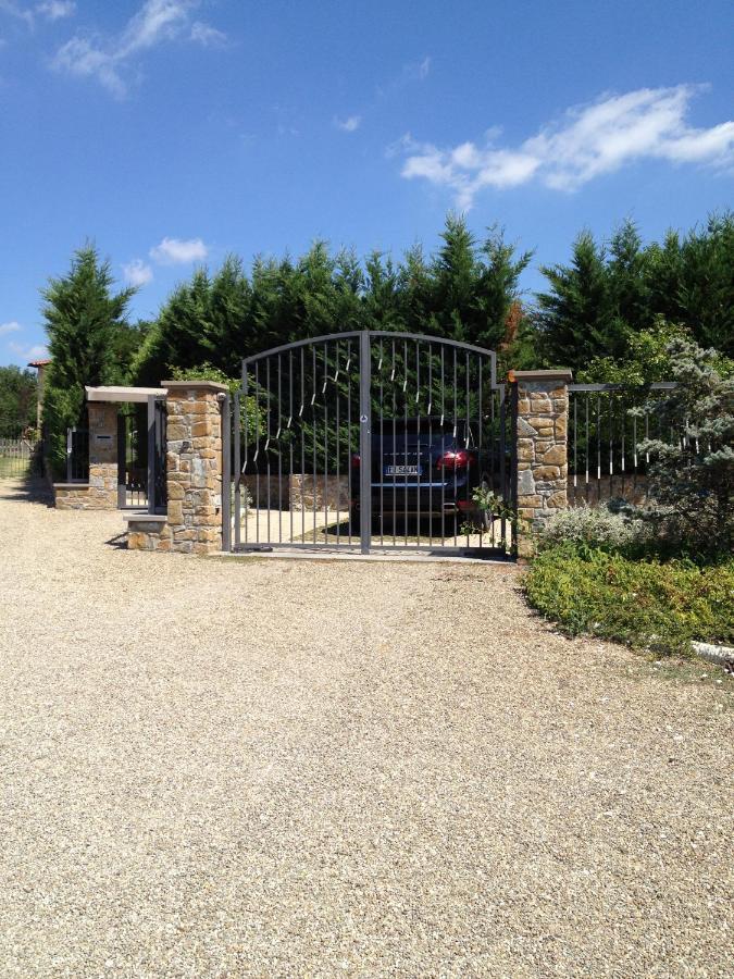 Appartamento In Villa Con Piscina - Mhateria Relais Rignano sullʼArno Exteriör bild