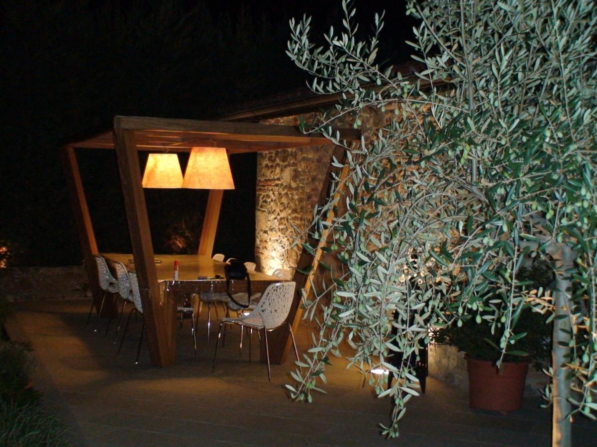Appartamento In Villa Con Piscina - Mhateria Relais Rignano sullʼArno Exteriör bild
