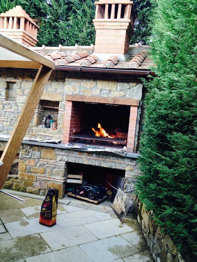 Appartamento In Villa Con Piscina - Mhateria Relais Rignano sullʼArno Exteriör bild