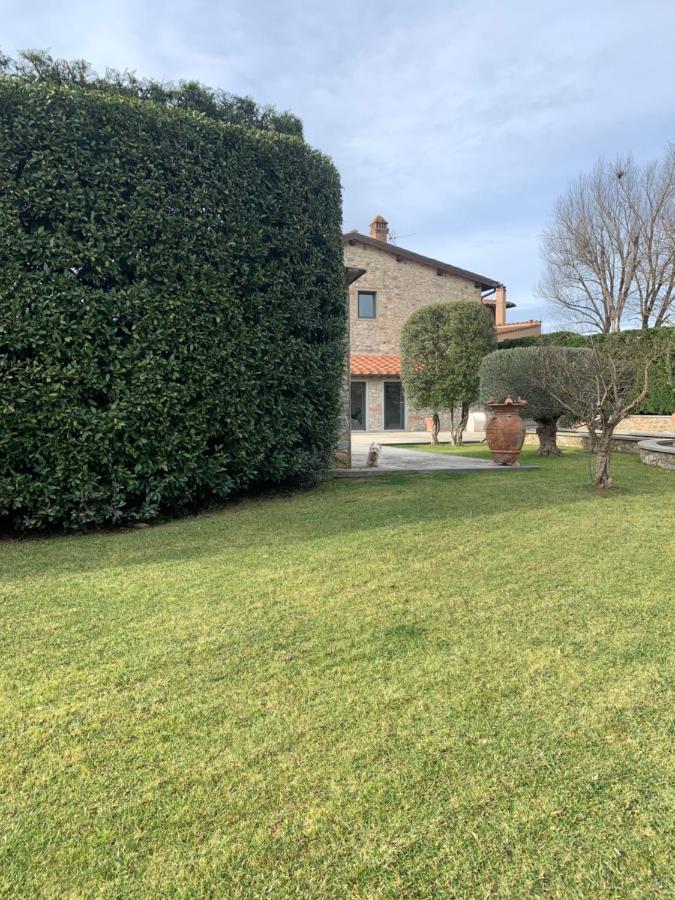 Appartamento In Villa Con Piscina - Mhateria Relais Rignano sullʼArno Exteriör bild